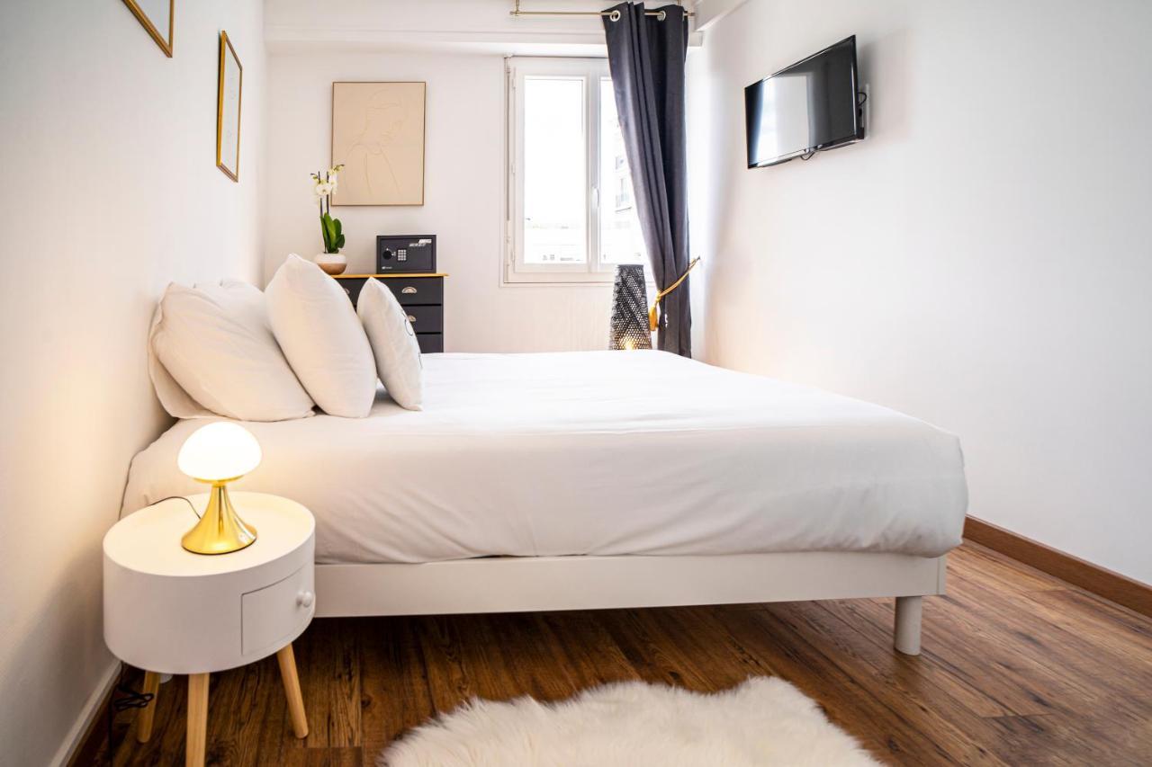 דירות פאו Au Palais Des Pyrenees! Hyper Centre -Clim-Balcon-Parking Gratuit מראה חיצוני תמונה
